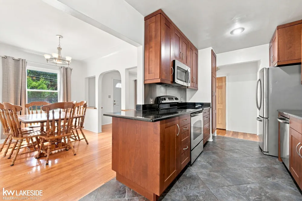 5563 NORTHLAWN DRIVE Sterling Heights City, MI 48310