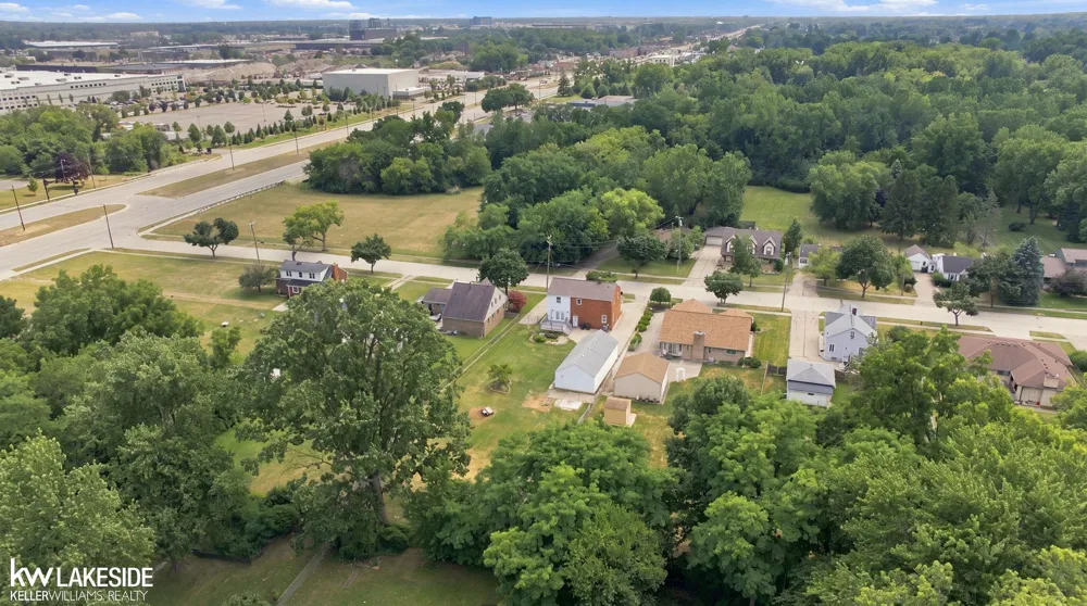 5563 NORTHLAWN DRIVE Sterling Heights City, MI 48310