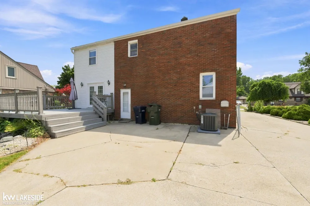 5563 NORTHLAWN DRIVE Sterling Heights City, MI 48310