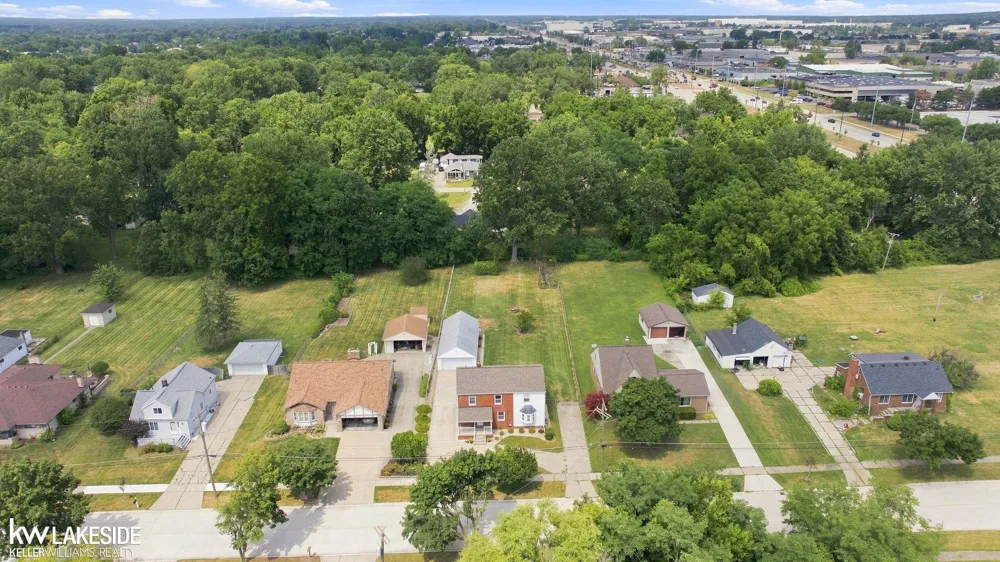 5563 NORTHLAWN DRIVE Sterling Heights City, MI 48310