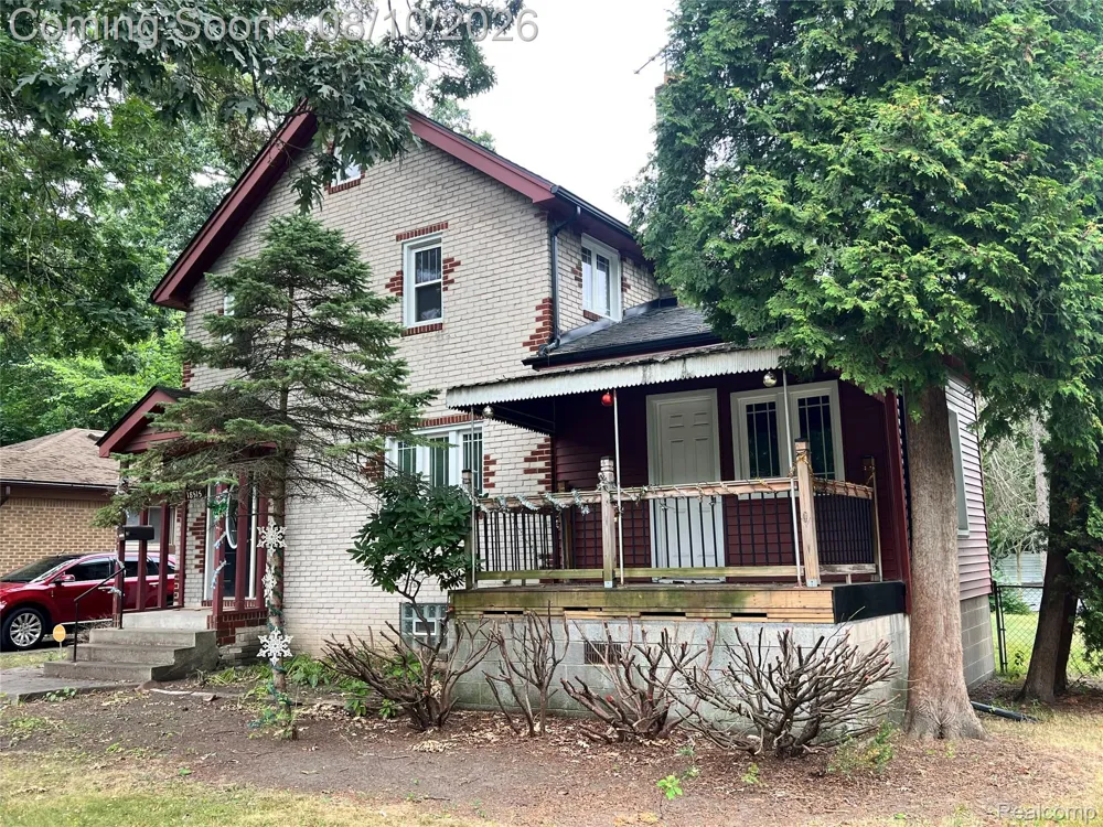 18515 Salem Street Detroit City, MI 48219