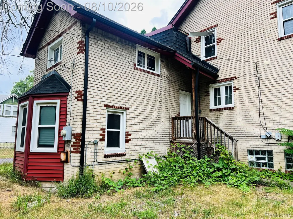 18515 Salem Street Detroit City, MI 48219