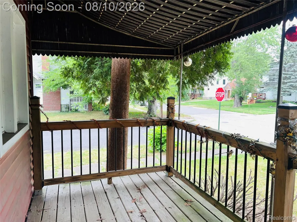18515 Salem Street Detroit City, MI 48219
