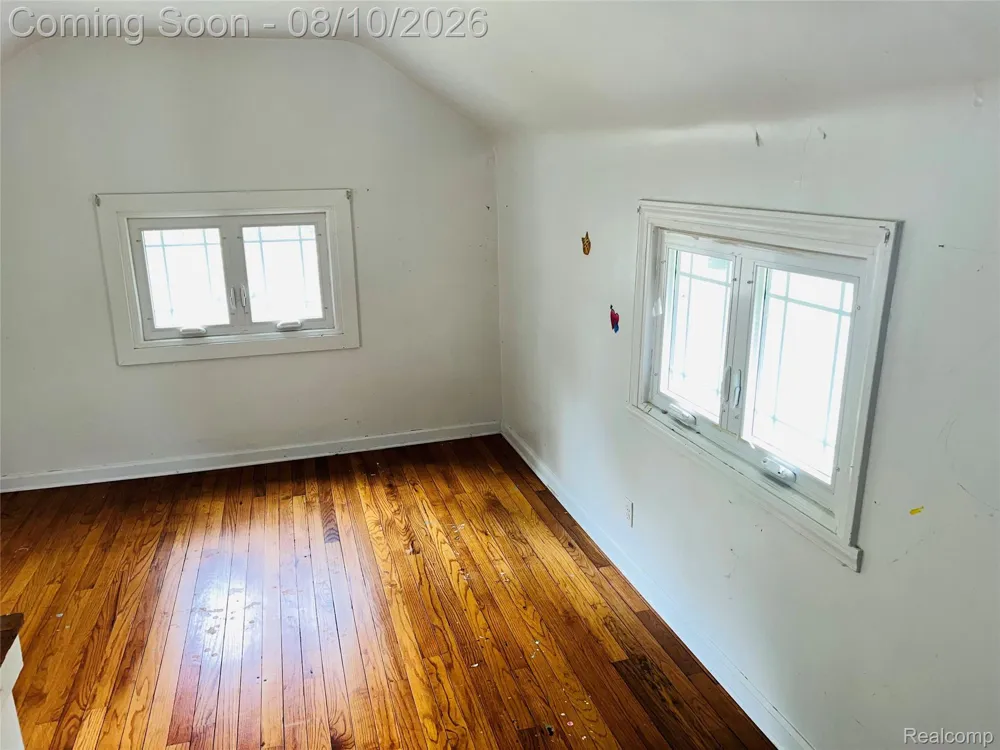 18515 Salem Street Detroit City, MI 48219