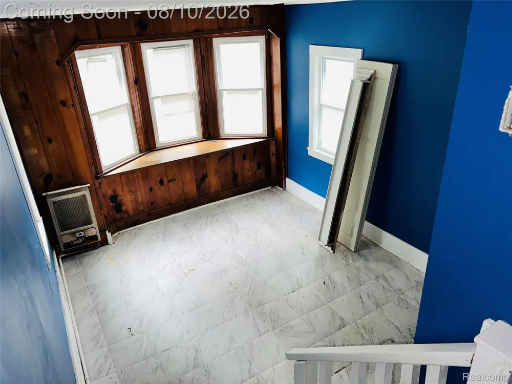 18515 Salem Street Detroit City, MI 48219