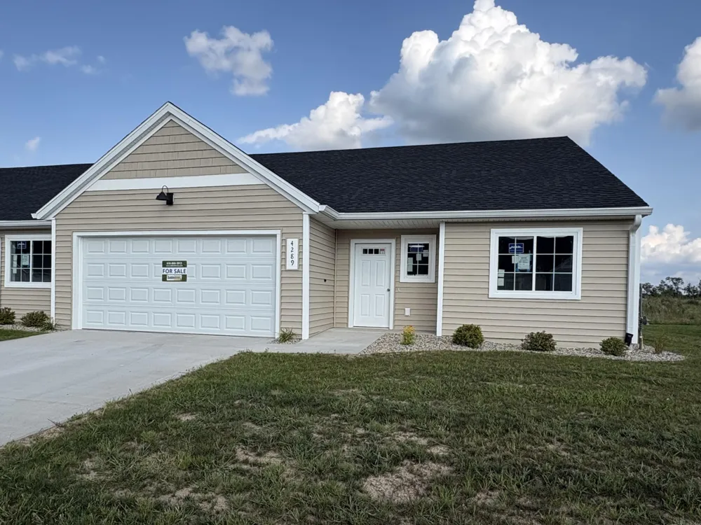 4289 Highpoint Drive #107 Leighton Township, MI 49348