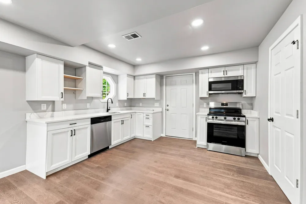 109 Michigan Avenue Hartford City, MI 49057