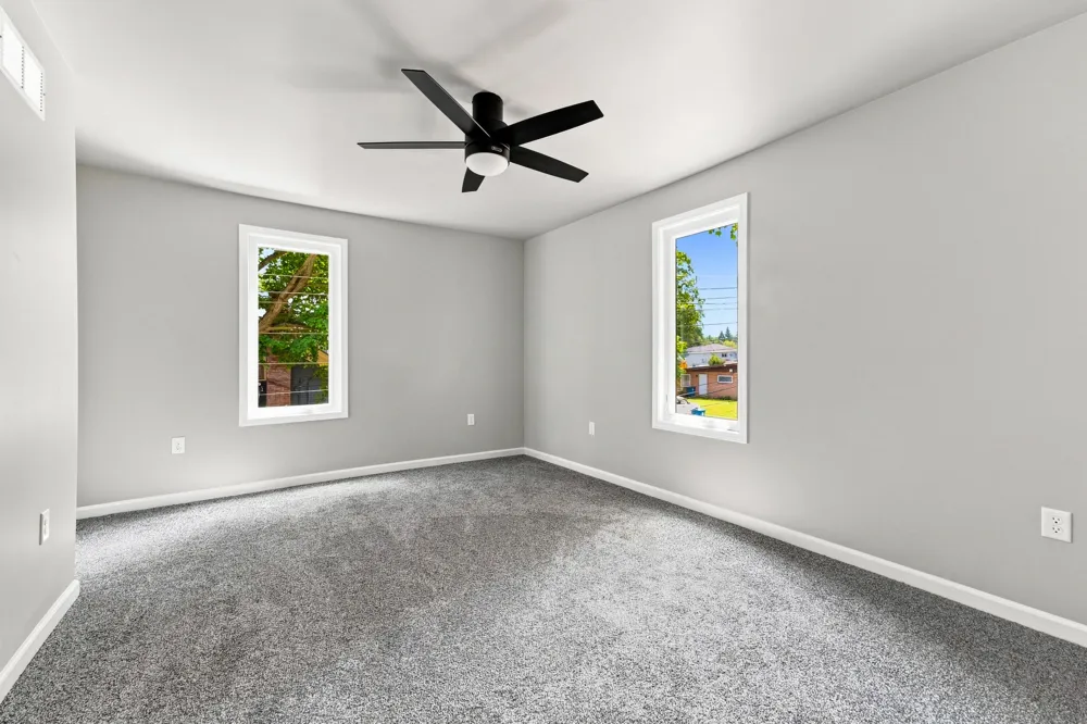 109 Michigan Avenue Hartford City, MI 49057