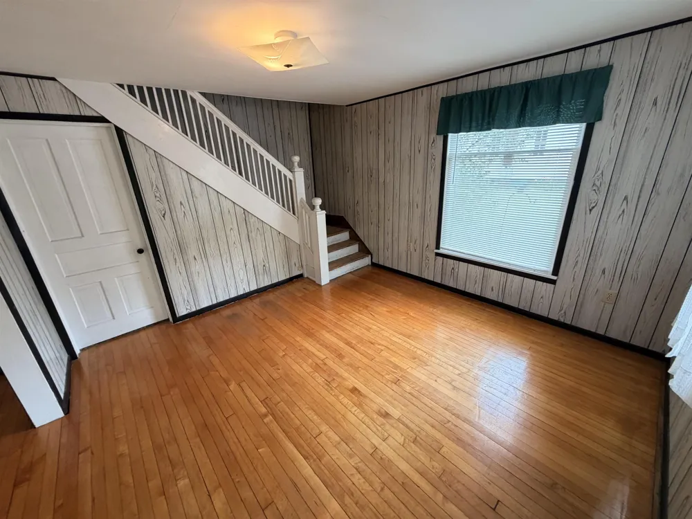 1107 Michigan Avenue Alma City, MI 48801