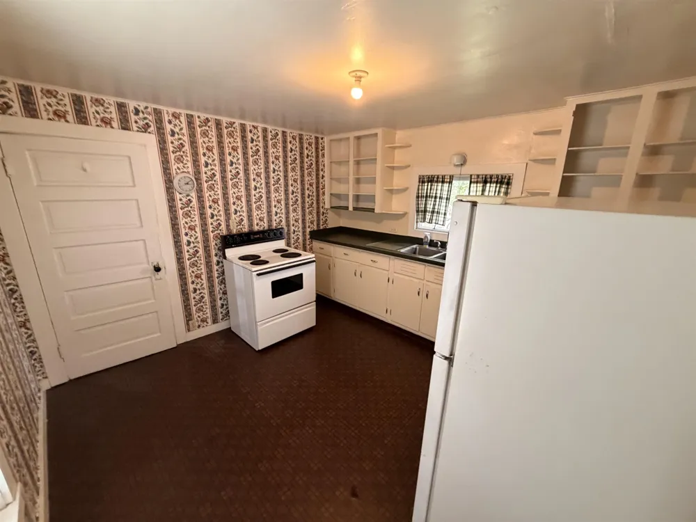 1107 Michigan Avenue Alma City, MI 48801
