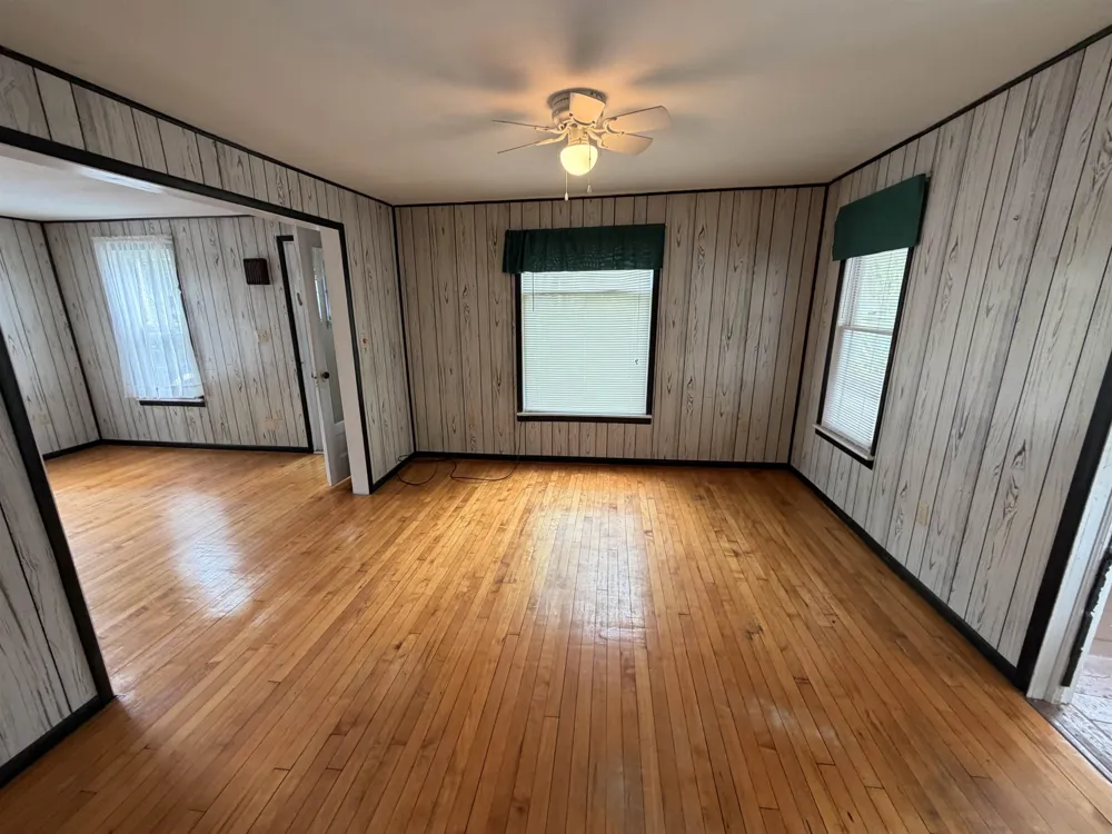 1107 Michigan Avenue Alma City, MI 48801