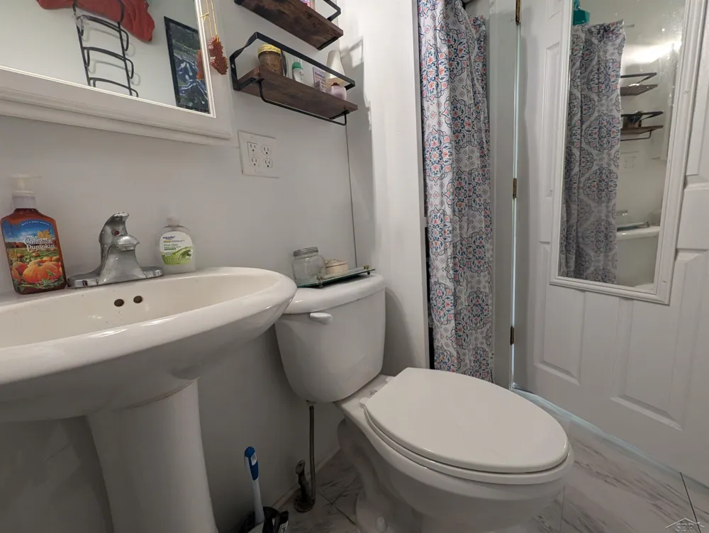 1832 Filmore Street Hampton Charter Township, MI 48732