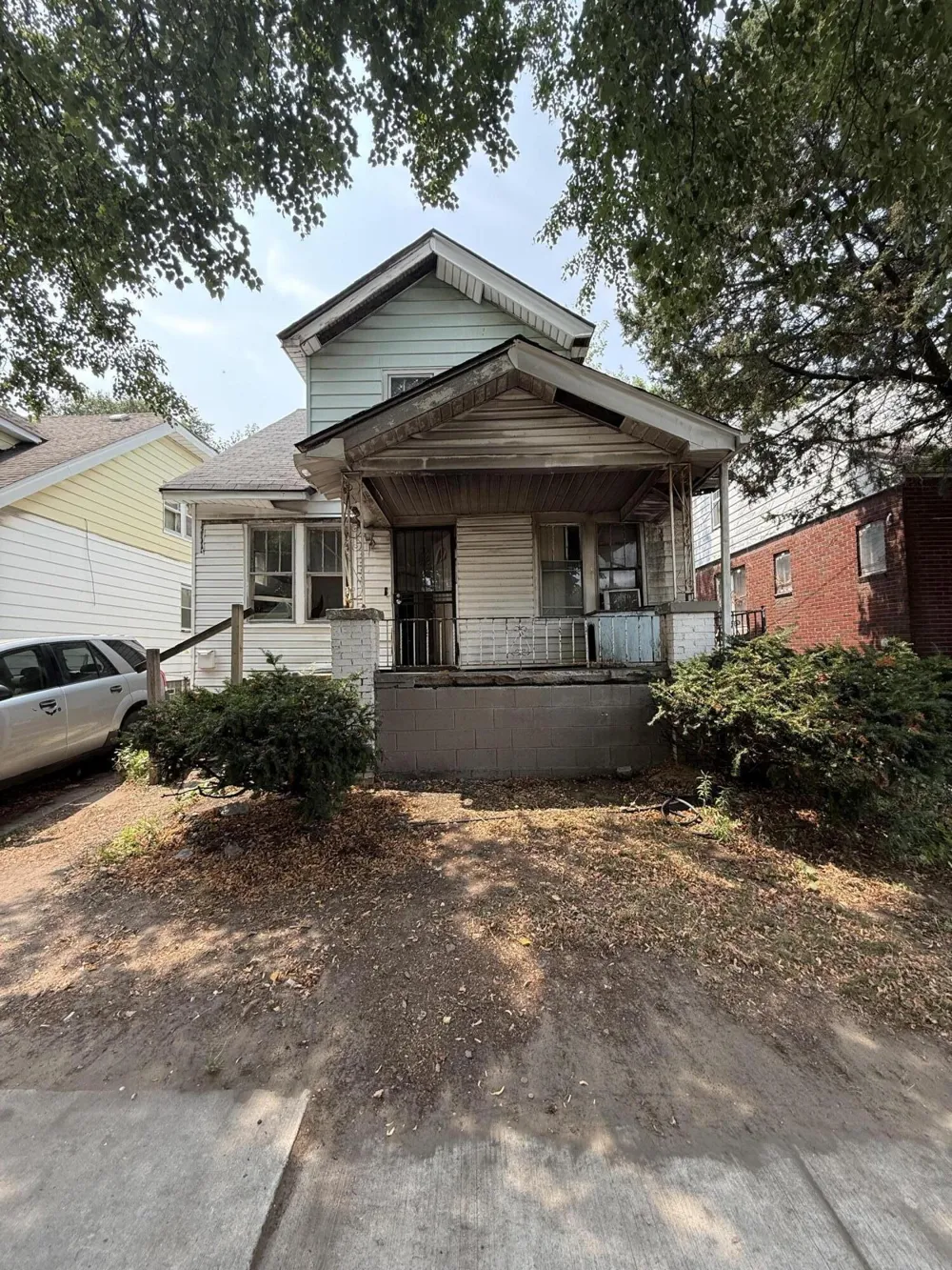 17233 E Goddard Street Detroit City, MI 48212