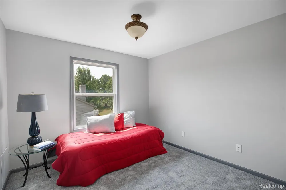 9110 Old Oak Drive Grand Blanc Charter Township, MI 48439