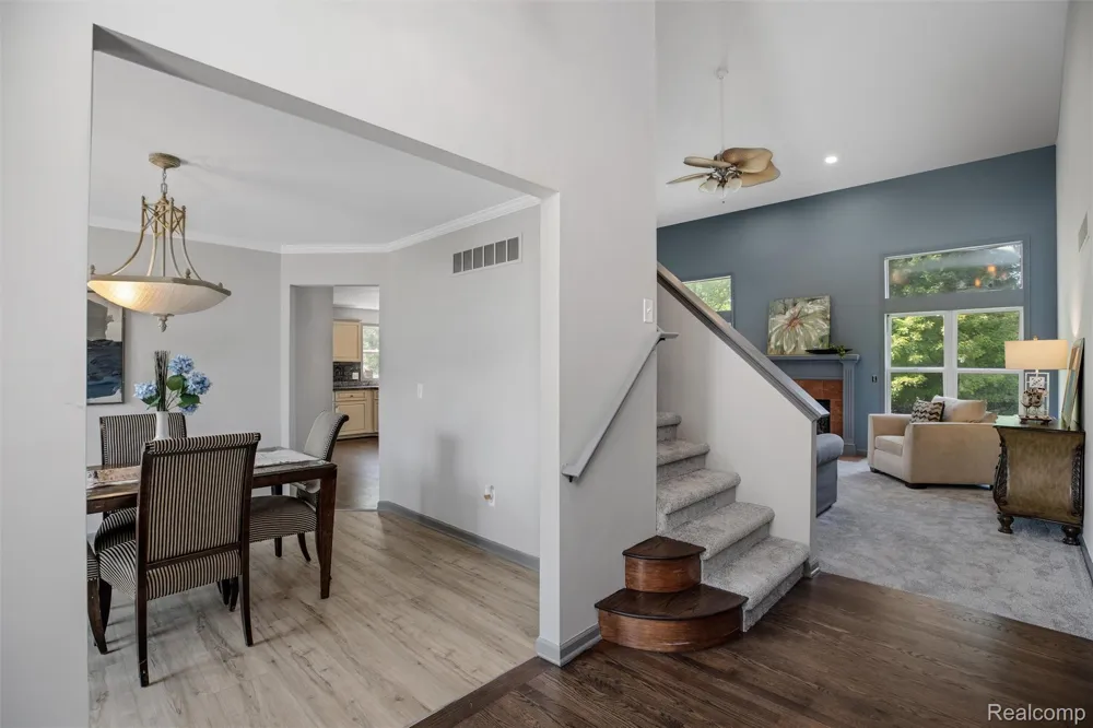 9110 Old Oak Drive Grand Blanc Charter Township, MI 48439