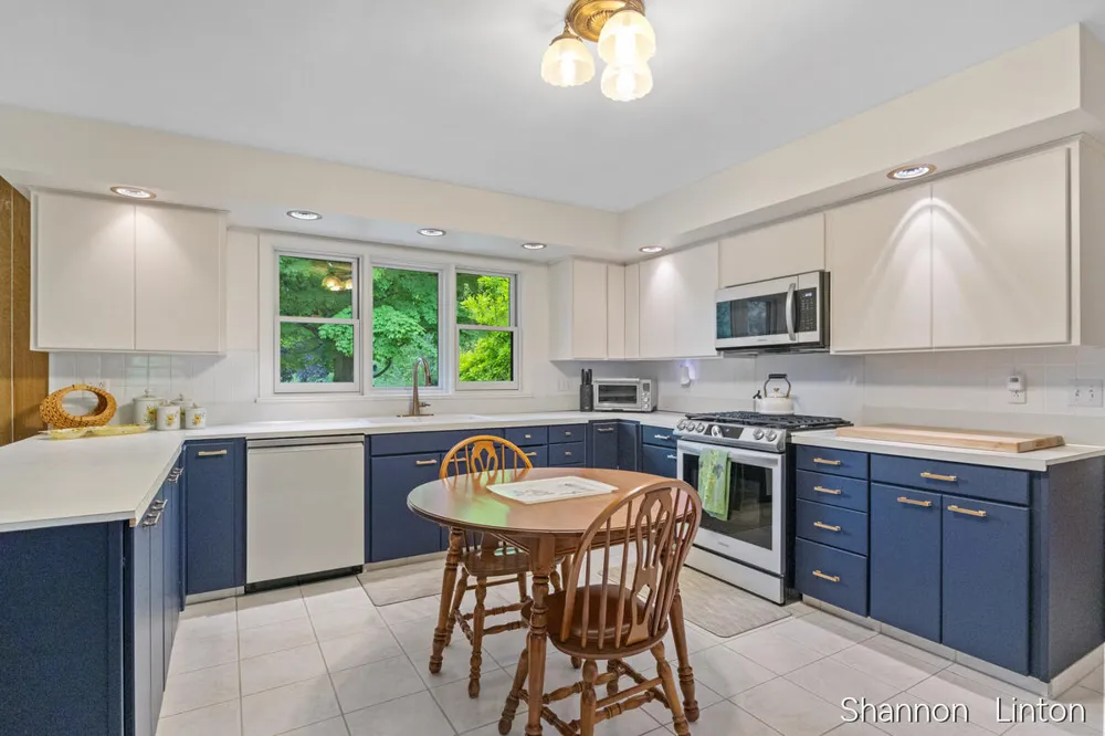 346 Orchard View Drive Shelby Village, MI 49455
