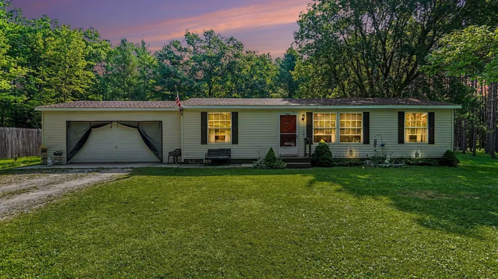 1126 Schemp Road Hill Township, MI 48635