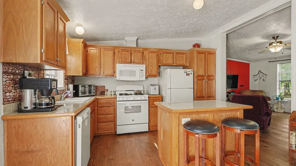 1126 Schemp Road Hill Township, MI 48635
