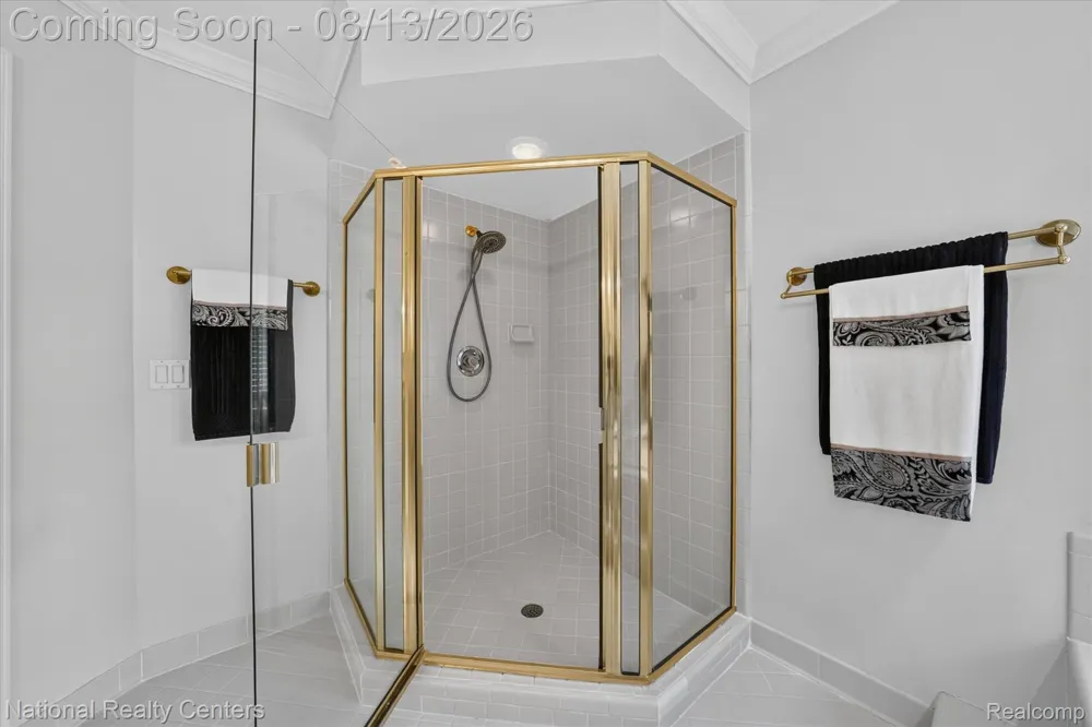 13648 Eaton Drive Plymouth Charter Township, MI 48170
