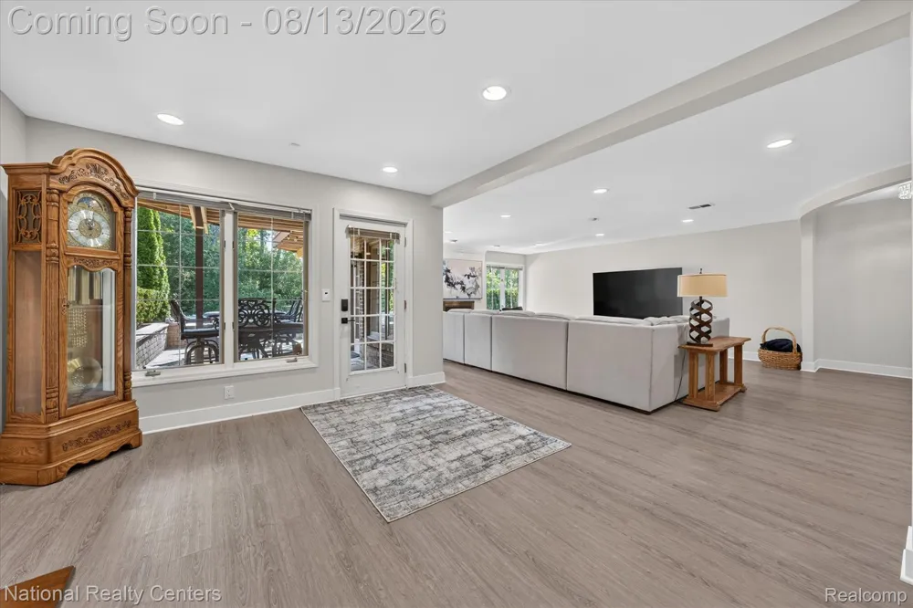 13648 Eaton Drive Plymouth Charter Township, MI 48170