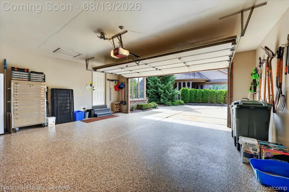 13648 Eaton Drive Plymouth Charter Township, MI 48170