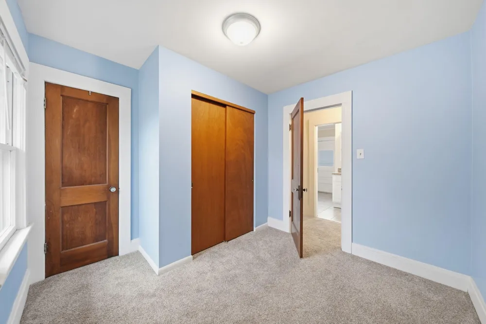 757 Glenwood Avenue Jackson City, MI 49203