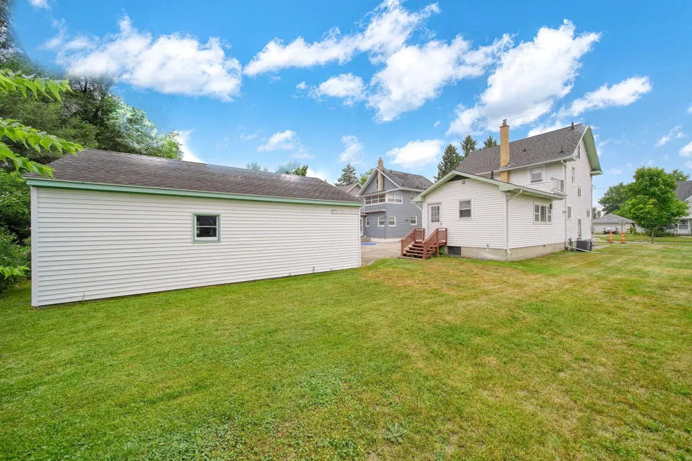 757 Glenwood Avenue Jackson City, MI 49203