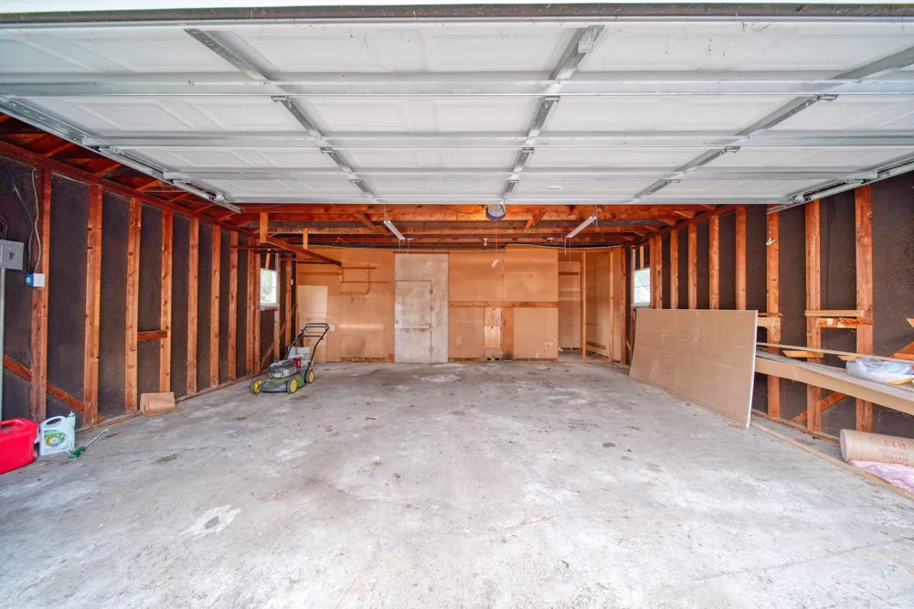 757 Glenwood Avenue Jackson City, MI 49203