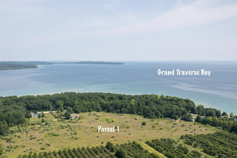 E Lovers Lane Suttons Bay Township, MI 49682