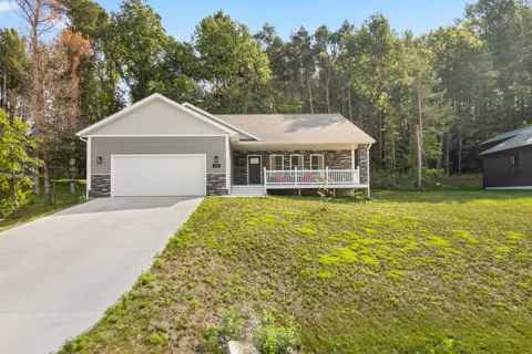 1132 Farmington Drive