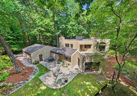 10109 Hathaway Drive