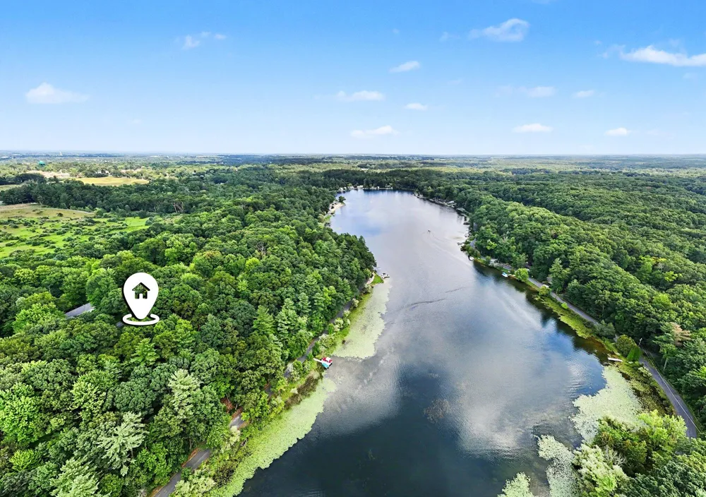 10109 Hathaway Drive Eureka Township, MI 48838