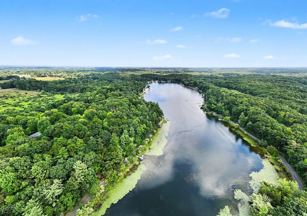 10109 Hathaway Drive Eureka Township, MI 48838