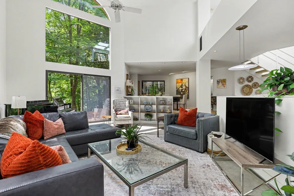 10109 Hathaway Drive Eureka Township, MI 48838