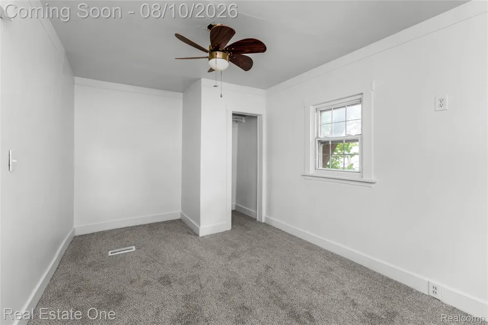 1326 Montie Road Lincoln Park City, MI 48146