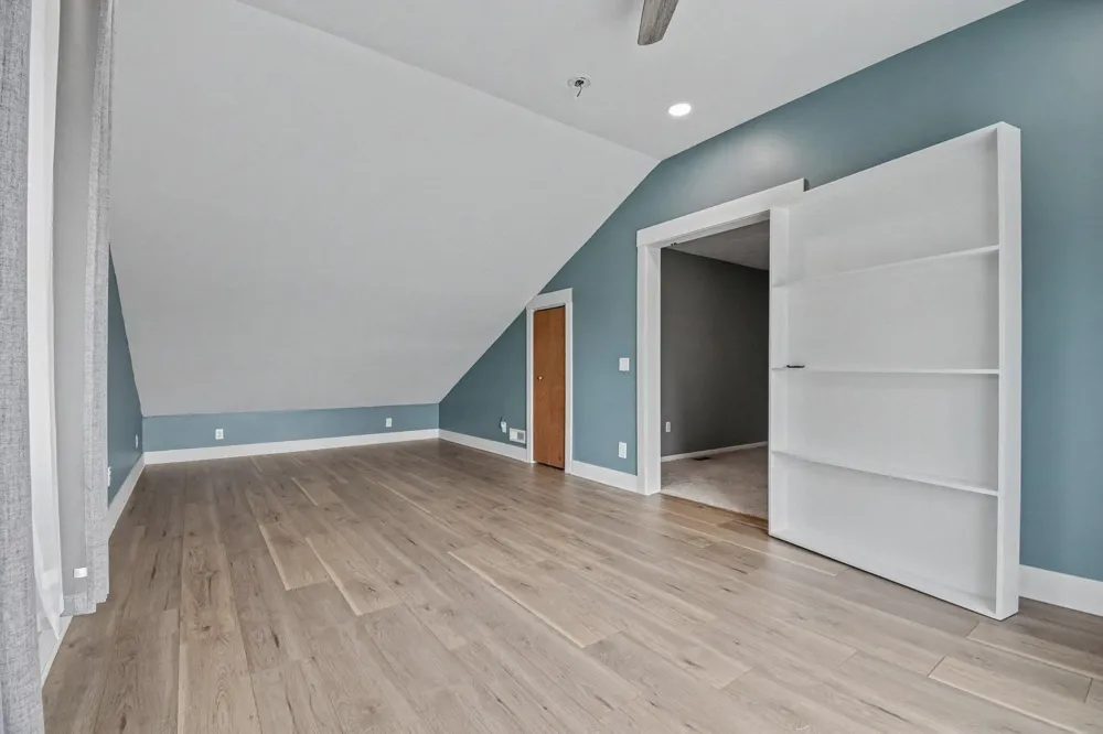 2444 Sunny Creek Street SE Kentwood City, MI 49508
