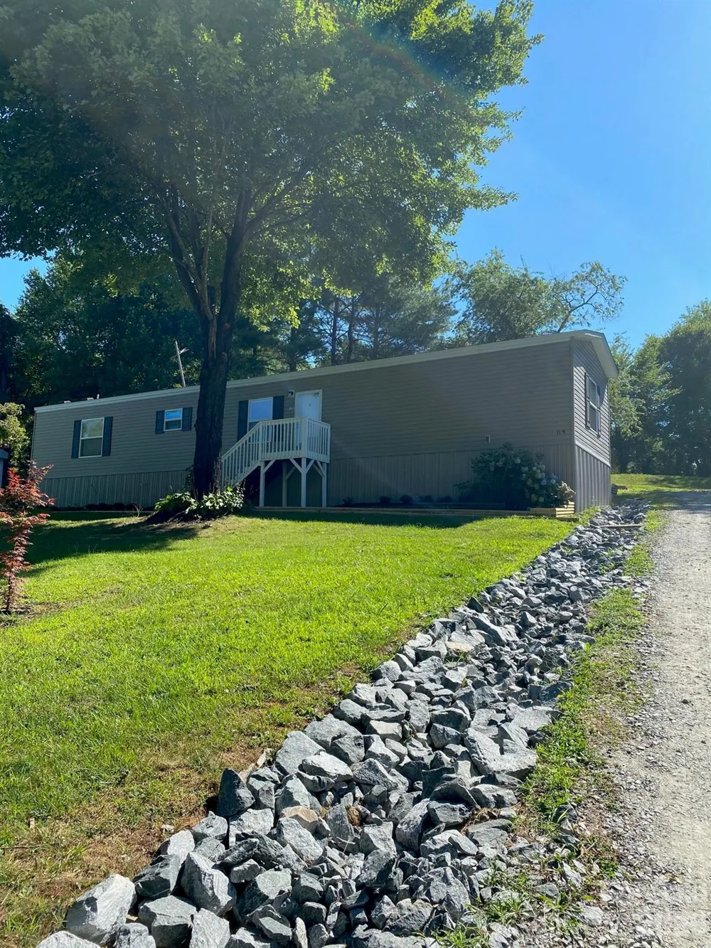 104 Fox Ridge Drive Hendersonville, NC 28739