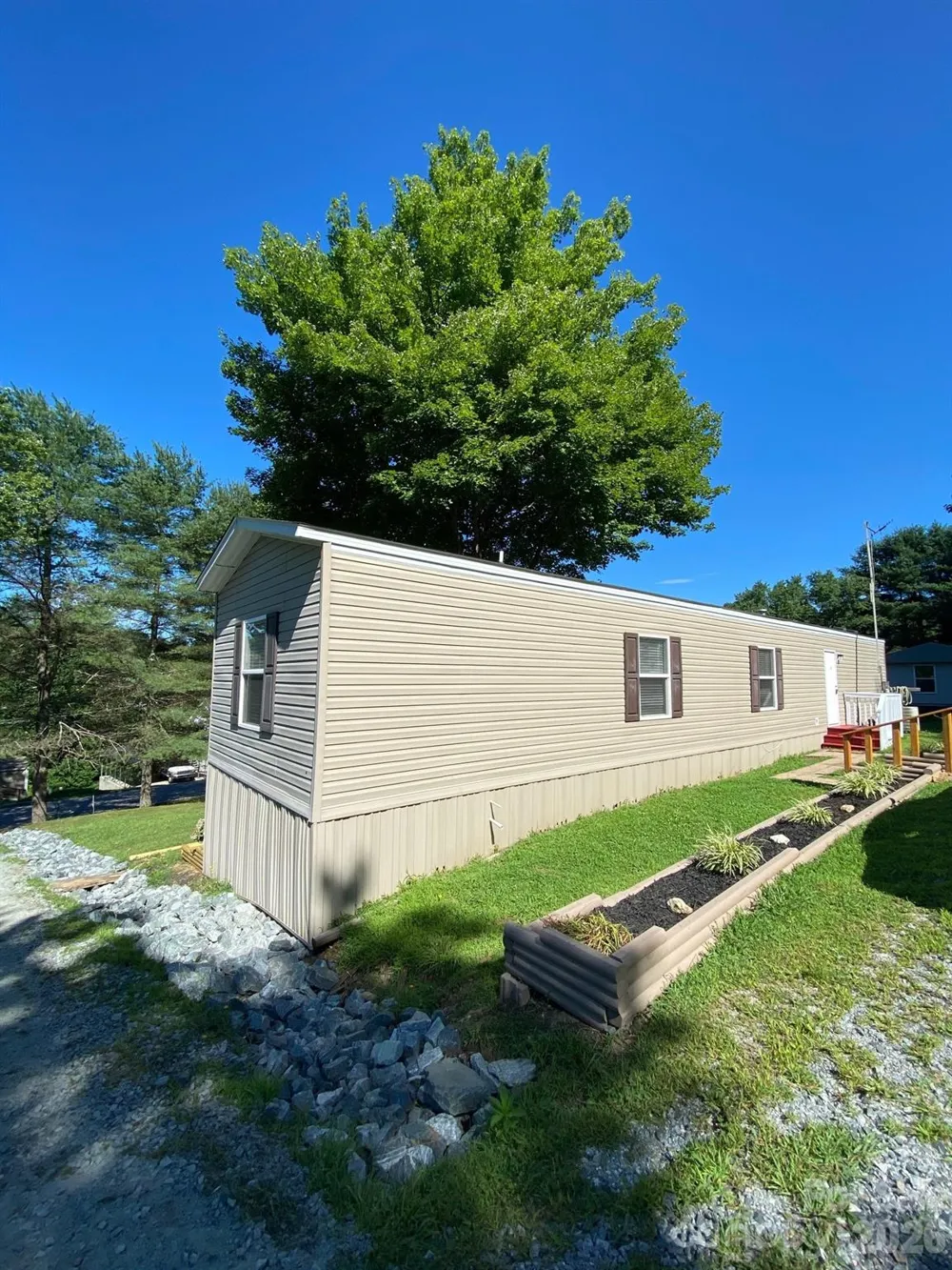 104 Fox Ridge Drive Hendersonville, NC 28739