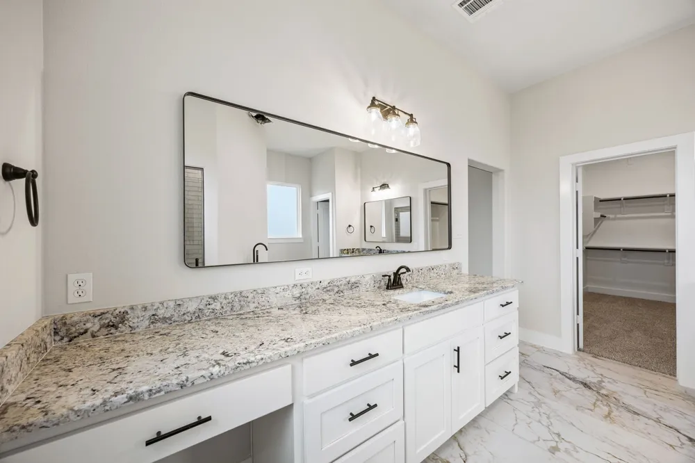 121 CR 207 Valley View, TX 76272