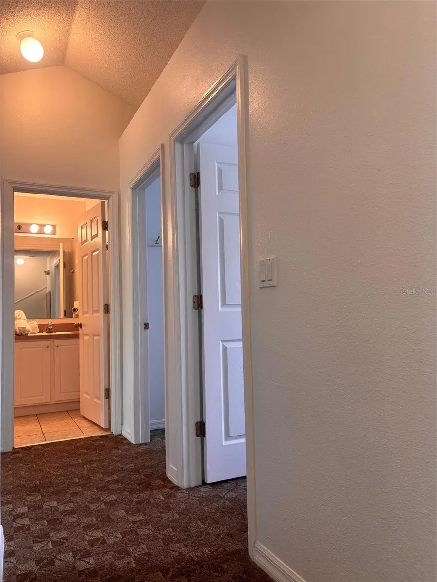 1055 PARK RIDGE CIRCLE Kissimmee, FL 34746