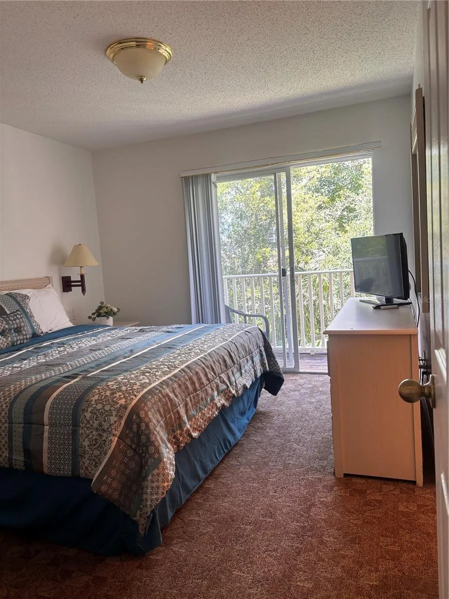 1055 PARK RIDGE CIRCLE Kissimmee, FL 34746