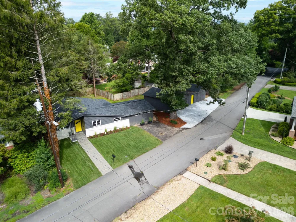 228 Grove Street Brevard, NC 28712