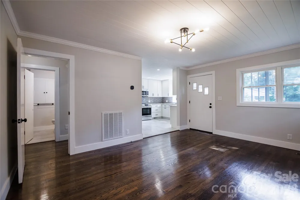 228 Grove Street Brevard, NC 28712