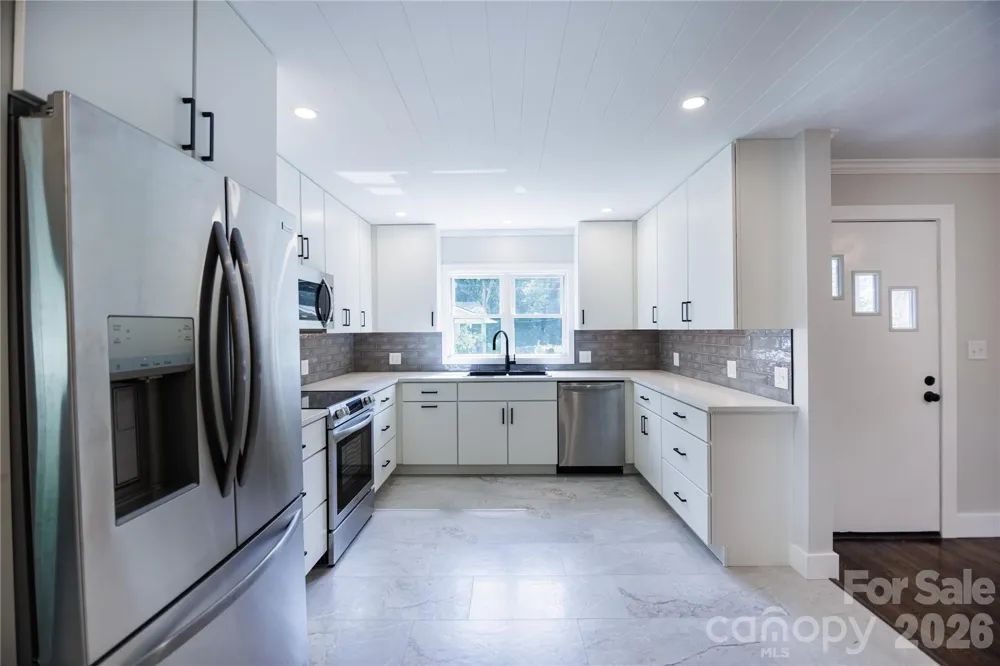 228 Grove Street Brevard, NC 28712
