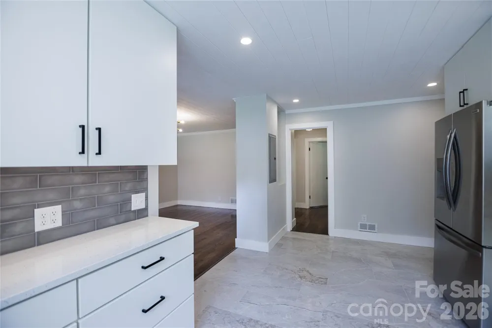 228 Grove Street Brevard, NC 28712