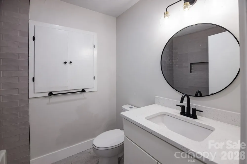 228 Grove Street Brevard, NC 28712