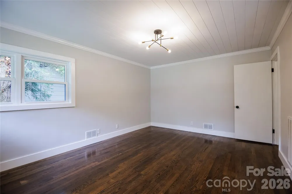 228 Grove Street Brevard, NC 28712