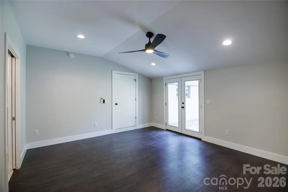 228 Grove Street Brevard, NC 28712