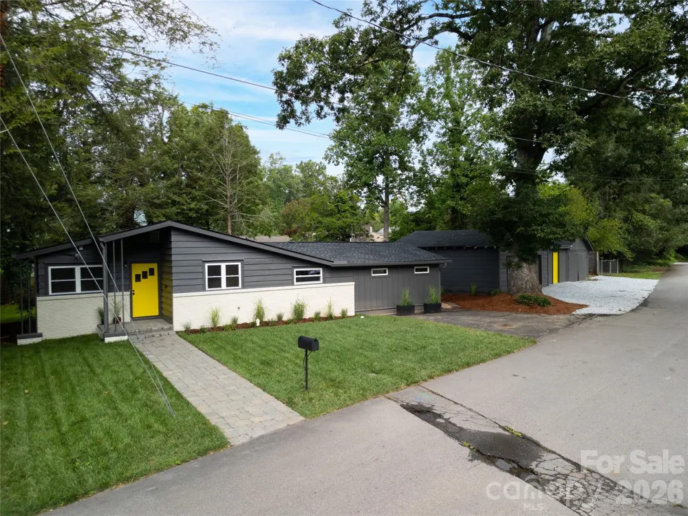 228 Grove Street Brevard, NC 28712