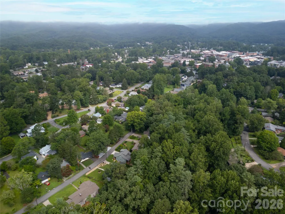 228 Grove Street Brevard, NC 28712